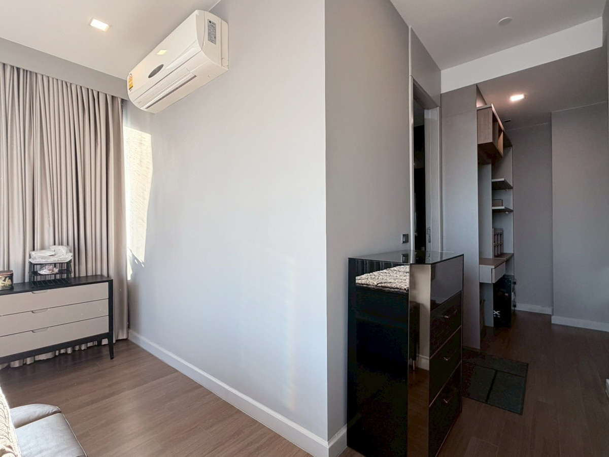 For RentCondoSilom, Saladaeng, Bangrak : 🏙️✨ For Rent: Beautifully Decorated Unit at M Silom – Ready to Move In! 🐶🛁