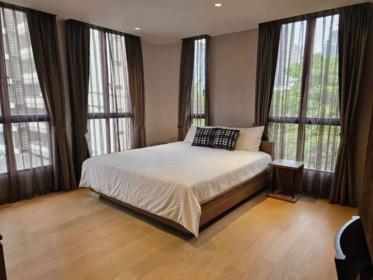 บ้านอารีย์ อนุสาวรีย์ : Project Name: Runesu Thonglor 5 (Thonglor Japanese-style Apartment)

Type: Apartment (Japanese Style | For Sale with Existing Tenancy)

Price: 20,800,000 THB

Rent: 60,000 THB/Month (with Tenant)

Layout: 2 Bedrooms, 1 Bathroom

Size: 65㎡

Parking Space: 