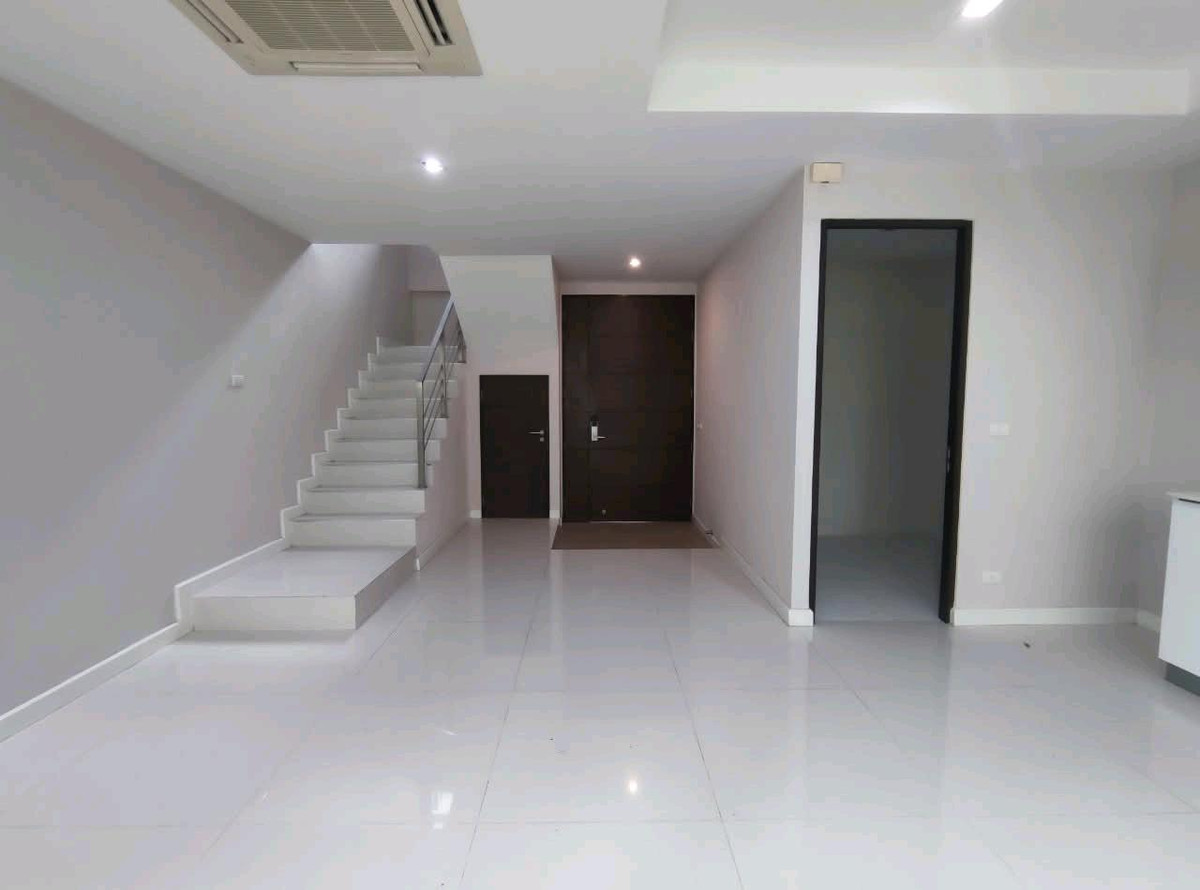 For RentTownhomeSukhumvit, Asoke, Thonglor : 🔥🔥🔥Townhome 4 floors with rooftop, Parklane project Ekkamai 22💚💚💚