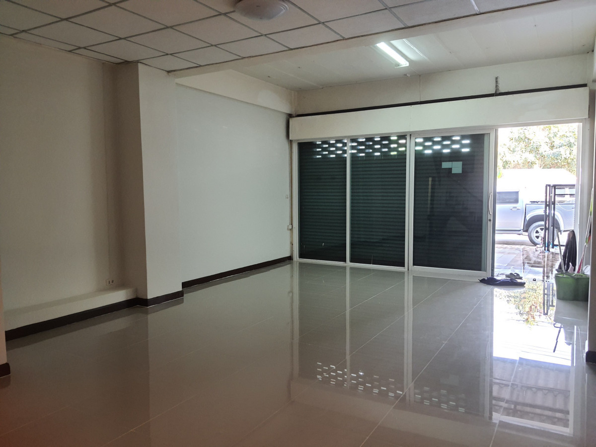 ขายทาวน์โฮมนนทบุรี บางใหญ่ บางบัวทอง : ขายทาวน์เฮ้าส์/ทาวน์โฮม สวีทโฮม ปาร์ค บางบัวทอง หน้ากว้าง รีโนเวทใหม่ บางบัวทอง บางบัวทอง นนทบุรี CX-144335 (S)