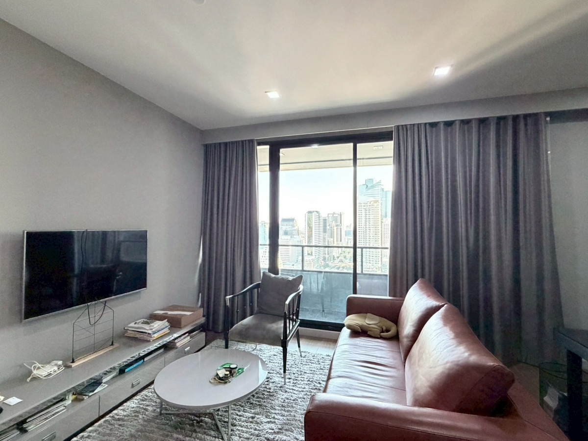 For RentCondoSilom, Saladaeng, Bangrak : 🏙️✨ For Rent: Beautifully Decorated Unit at M Silom – Ready to Move In! 🐶🛁