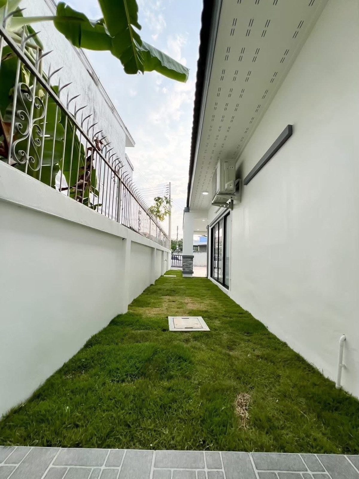 For SaleHousePattaya, Bangsaen, Chonburi : Rattanakorn Village 19 / 3 Bedrooms (FOR SALE), Rattanakorn Village 19 / 3 Bedrooms (For Sale) BEWN085