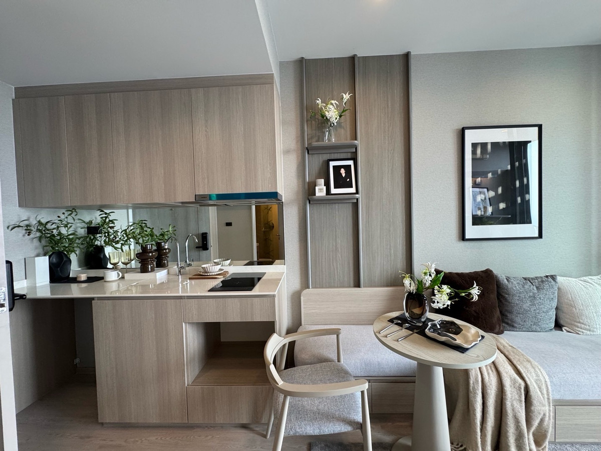 ขายคอนโดวงเวียนใหญ่ เจริญนคร : Reference Sathorn–Wongwianyai
1Bed 1Bath 31sq.m. 4.49mb
☎️Phat 064-642-8664
☎️Nui 094-624-2014