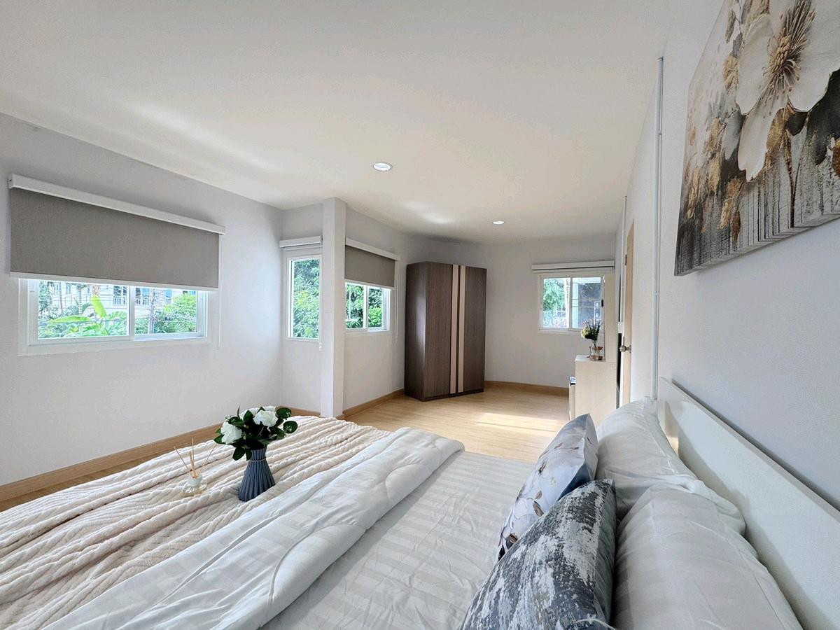 ให้เช่าบ้านรัชดา ห้วยขวาง : 🚩For Rent : Single house in Ladphrao - Suthisan / 5 Bed,4 Bath / 5 Parking 