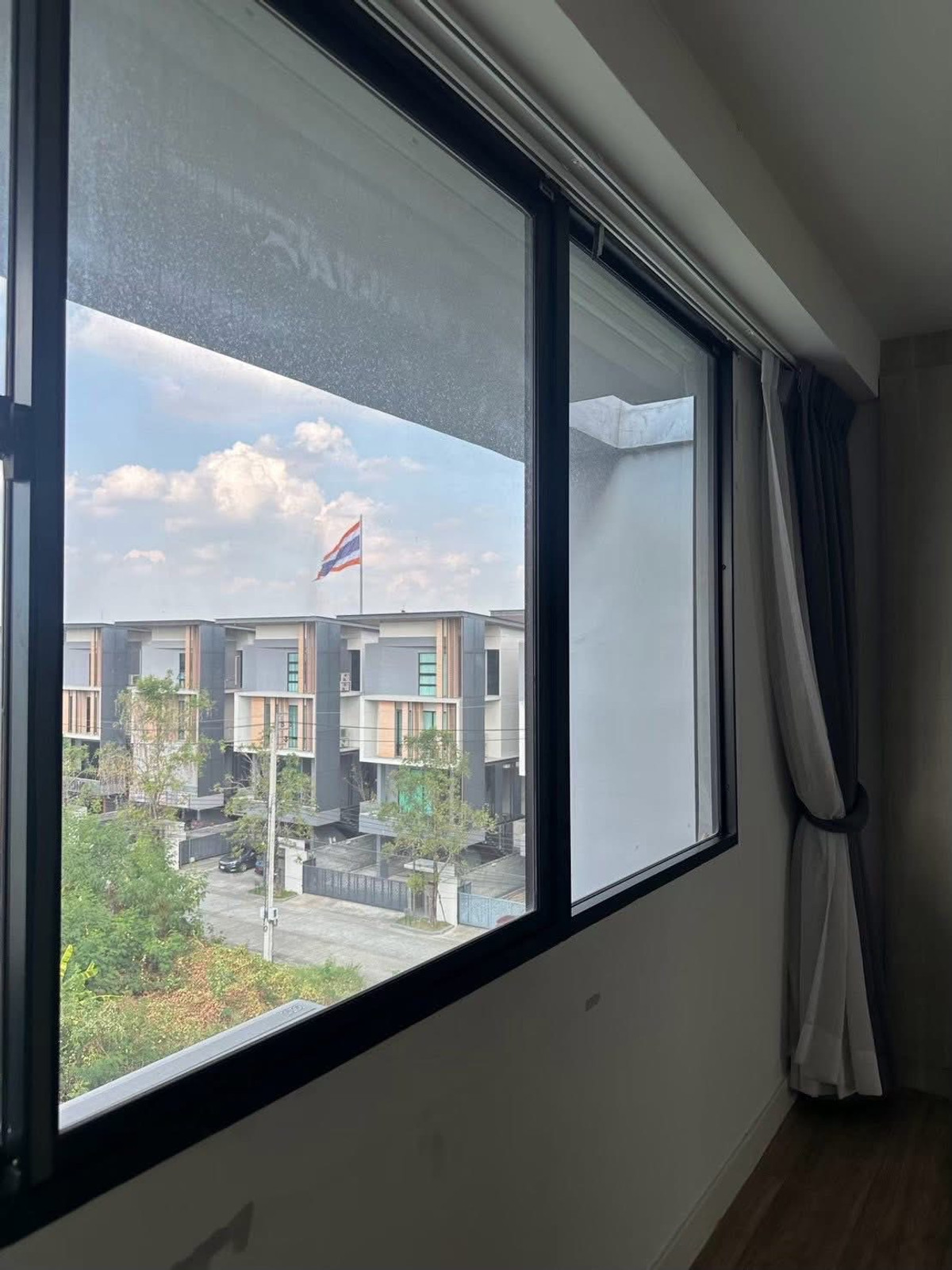 ให้เช่าโฮมออฟฟิศเกษตร นวมินทร์ ลาดปลาเค้า : 📌 ให้เช่า Home office ขนาด 4.5 ชั้น ใกล้โรงเรียนเลิศหล้า และ ทางด่วนศรีรัช ลาดพร้าว เกษตร ประเสฐิมนูกิจ เอกมัย - รามอินทรา