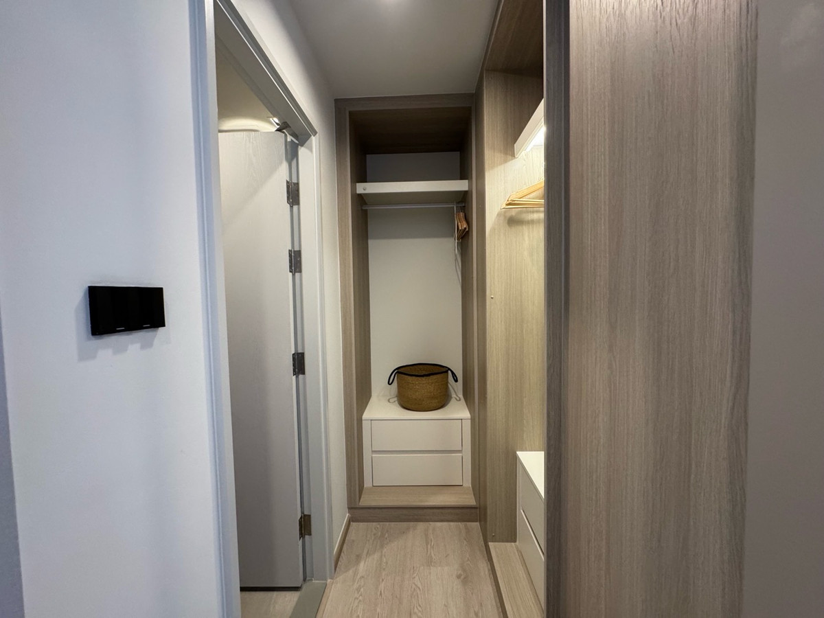 ขายคอนโดวงเวียนใหญ่ เจริญนคร : Reference Sathorn–Wongwianyai
🛏 Studio 24sq.m. 💰3.59mb.
📞Phat 064-642-8664
📞Nui 094-624-2014