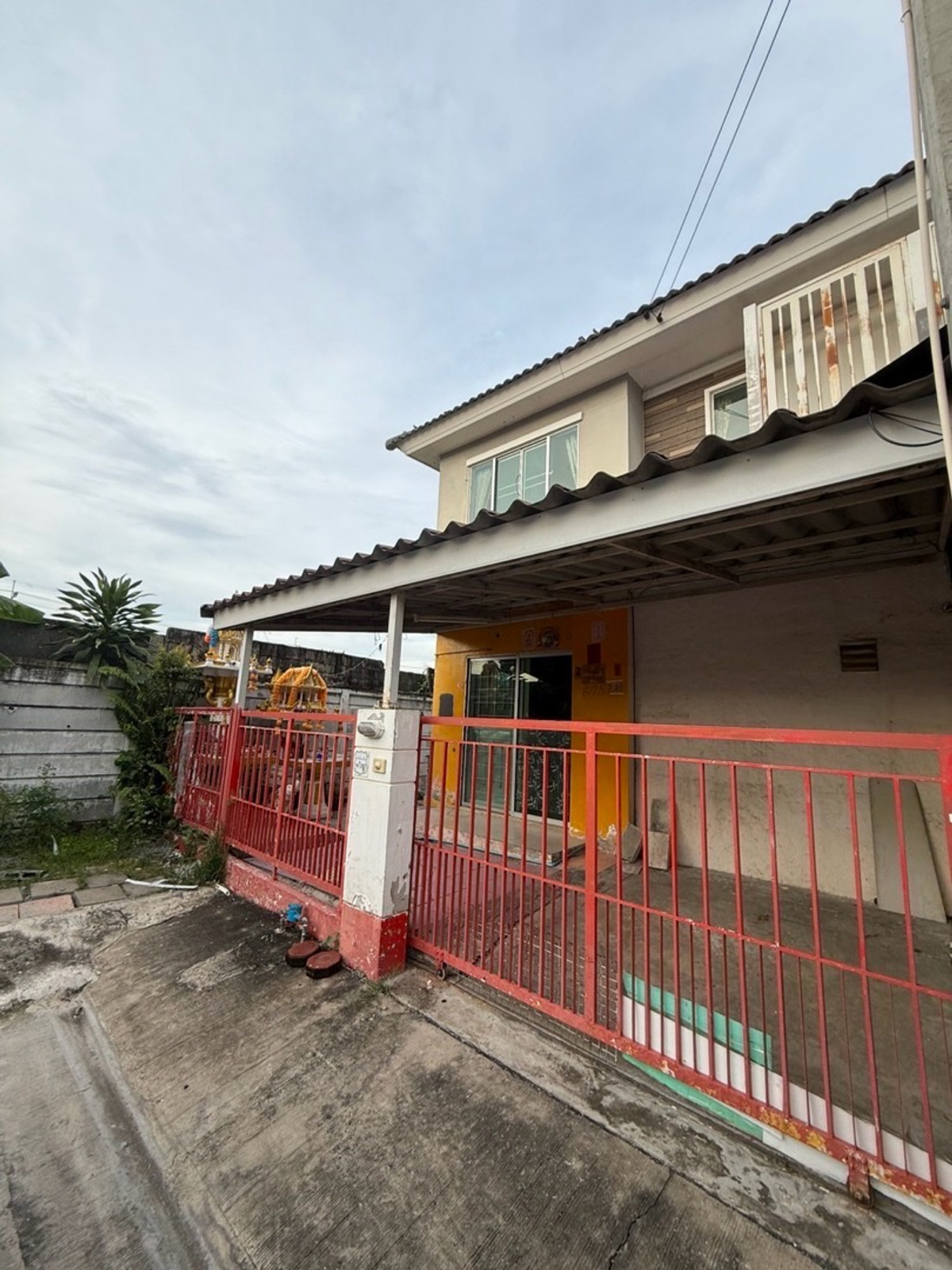 For RentTownhomeRathburana, Suksawat : For rent, corner townhouse, empty house, Pruksa Ville Village 47/2 Phutthabucha 36, ​​near King Mongkuts University of Technology Thonburi.