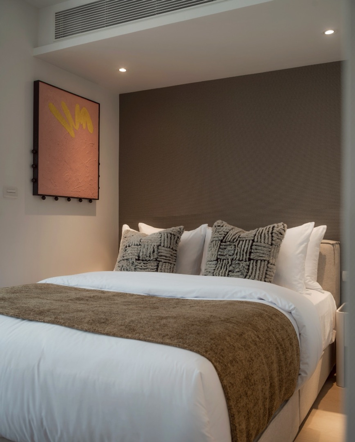 ขายคอนโดสุขุมวิท อโศก ทองหล่อ : 🏢 คอนโด SCOPE Promsri พร้อมพงษ์ | 1 Bed วิวสระ เลี้ยงสัตว์ได้ ราคา 6.5 ล้านบาท 📞: 065-626-5636 (คุณกี้)