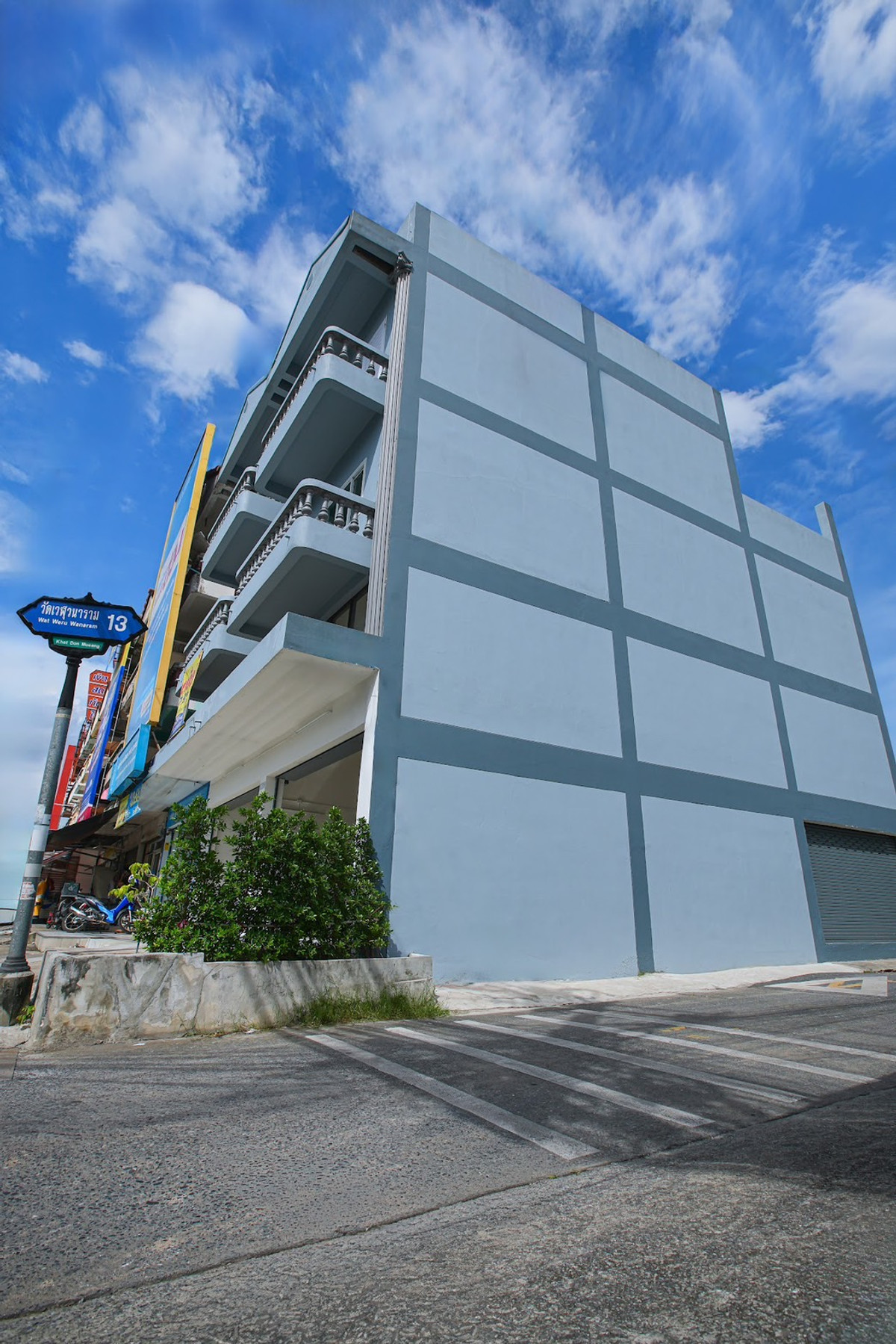 ขายอาคารพาณิชย์แจ้งวัฒนะ เมืองทอง : ตึกแถว อาคารพาณิชย์ 2 คูหา ซอยวัดเวฬุวนาราม13 รีโนเวทใหม่ทั้งหลัง