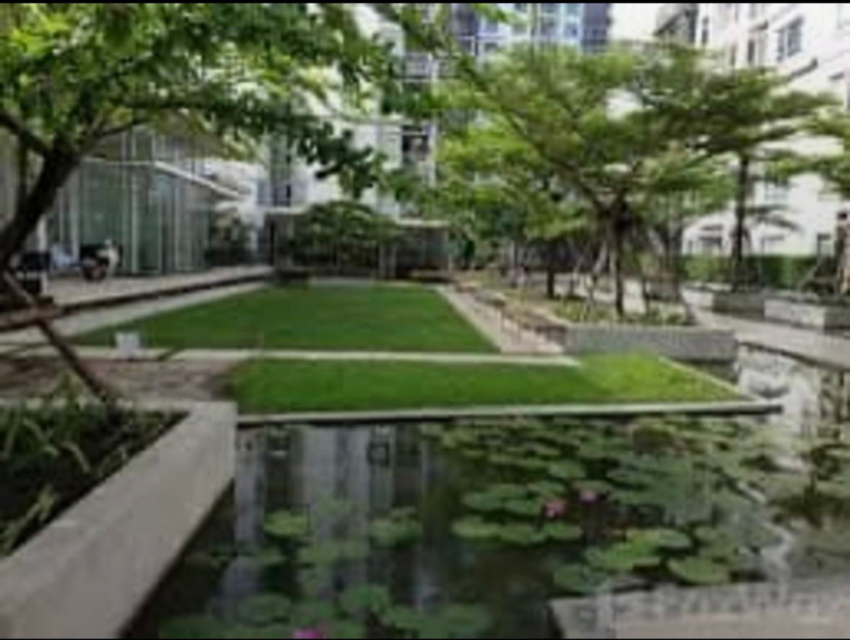 For RentCondoLadprao, Central Ladprao : Resort style condo for rent, The Room Ratchada-Lat Phrao (63 sq m.), only 300 meters to MRT Lat Phrao.