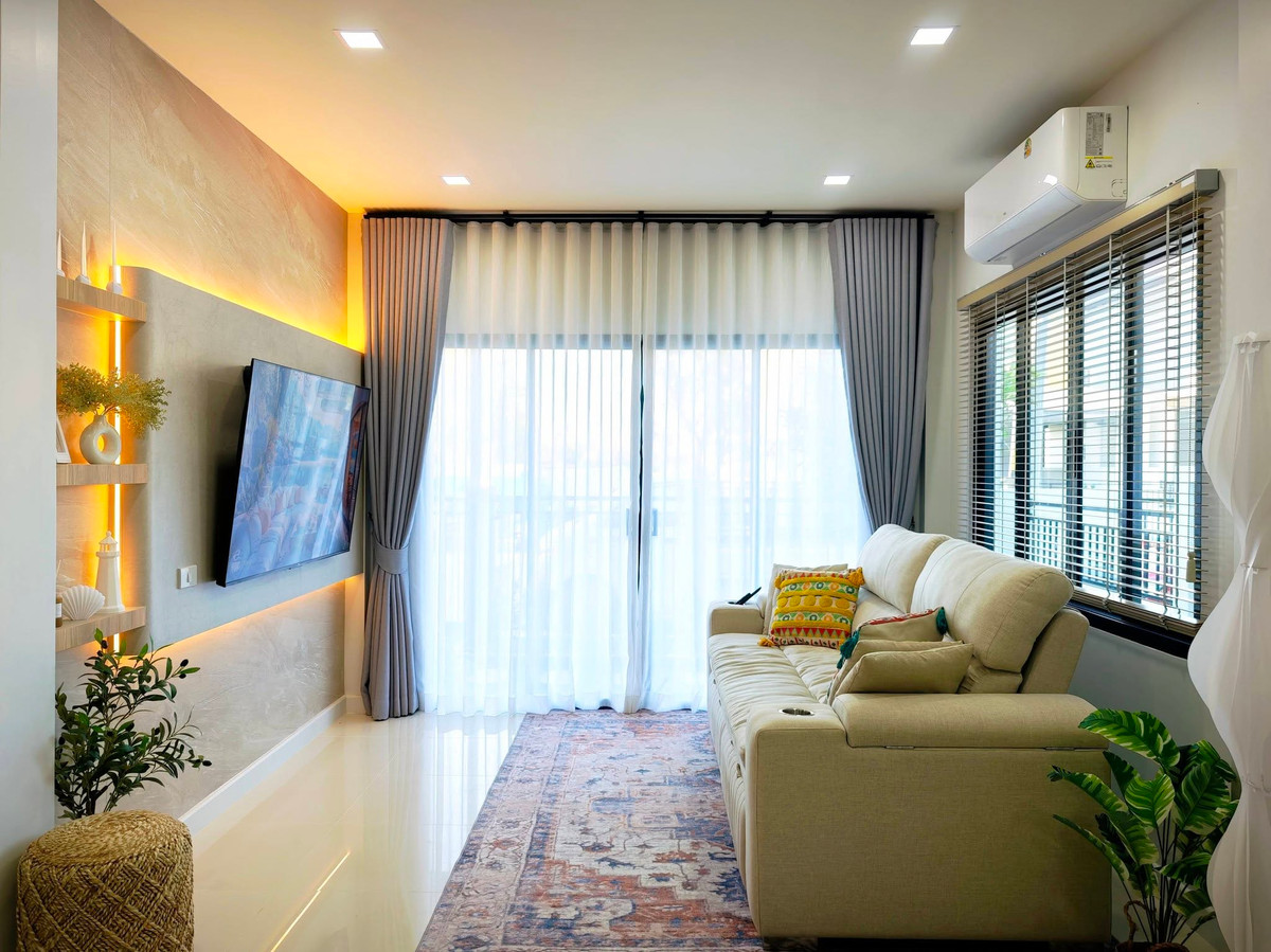 For SaleHousePattaya, Bangsaen, Chonburi : The Grand 9 / 4 Bedrooms (SALE WITH TENANT), The Grand 9 / 4 Bedrooms (Sale with Tenant) BEWN082