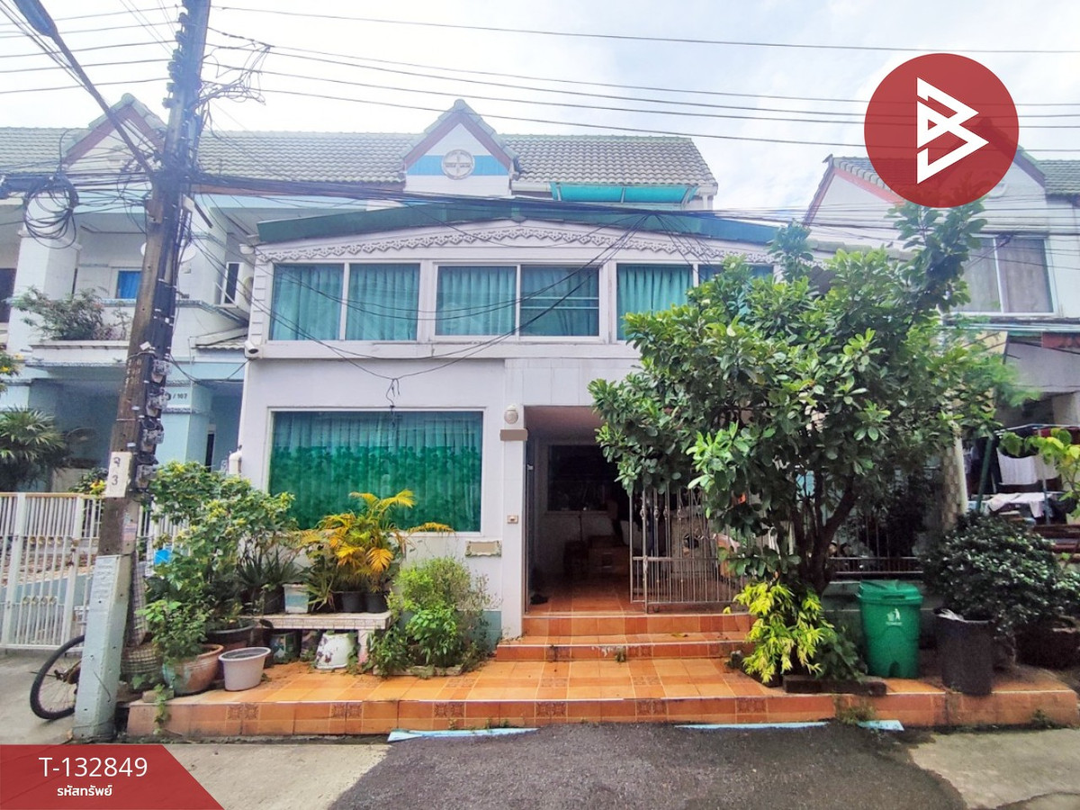 For SaleTownhomeLadprao101, Happy Land, The Mall Bang Kapi : Townhouse for sale Sinsuk Pho Kaeo Village, Lat Phrao 101, Bang Kapi, Bangkok