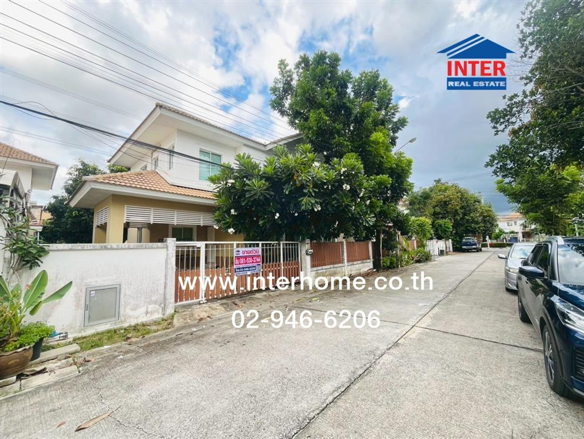 ขายบ้านมีนบุรี-ร่มเกล้า : บ้านเดี่ยว 2 ชั้น 52 ตร.ว. หมู่บ้านแลนซีโอ รามคำแหง-วงแหวน(มิสทีน) ซอยเคหะร่มเกล้า64 ถนนรามคำแหง ถนนร่มเกล้า เขตลาดกระบัง กรุงเทพมหานคร