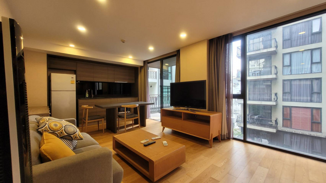 For RentCondoWitthayu, Chidlom, Langsuan, Ploenchit : Ready to move 1 bed 1 bath condo for rent Klass Langsuan