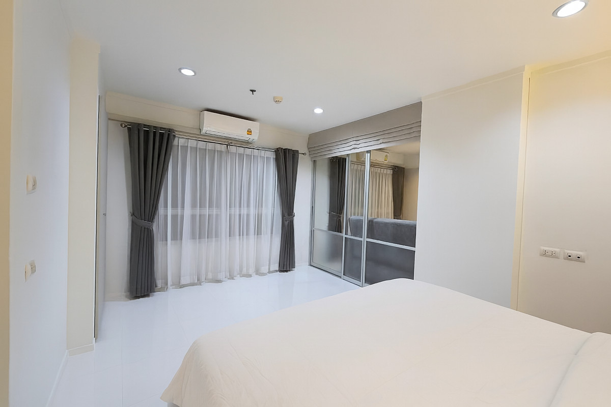 For RentCondoOnnut, Udomsuk : Condo for rent LPN Ville Sukhumvit 77 (Phase 2) size 46 sq m, near BTS On Nut.