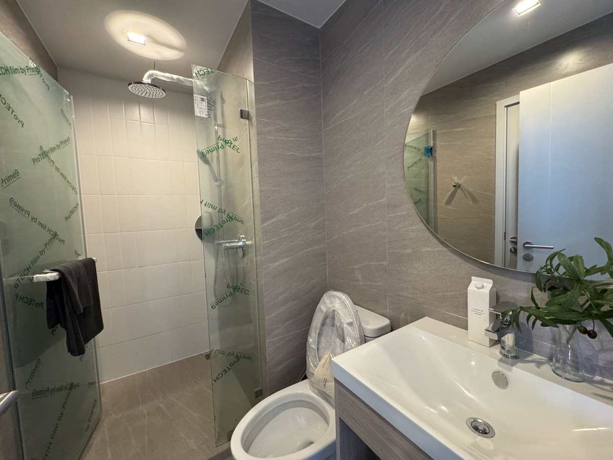 ขายคอนโดวงเวียนใหญ่ เจริญนคร : Reference Sathorn–Wongwianyai
1Bed 1Bath 31sq.m. 4.49mb
☎️Phat 064-642-8664
☎️Nui 094-624-2014