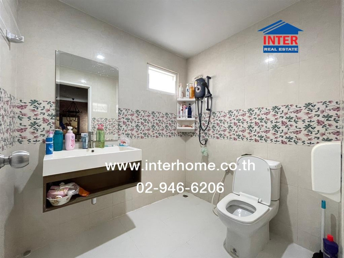 For SaleHousePattaya, Bangsaen, Chonburi : 2-story detached house, 43.8 sq m, Pruksa Nara Village. Nong Mon-Chonburi Soi 11, near Eastern Seaboard Nursing School, Sukhumvit Road, Saensuk Road, Mueang Chonburi, Chonburi