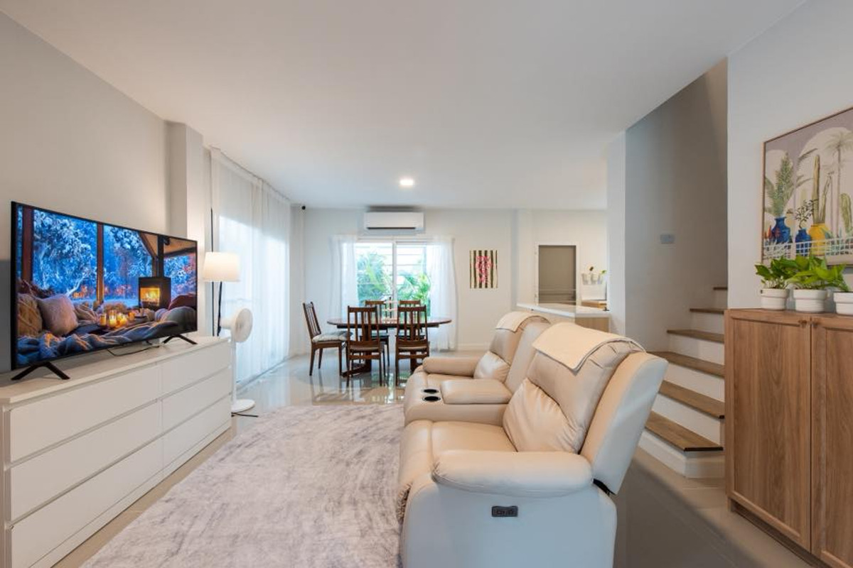 For RentSamut Prakan,Samrong : For rent, 36.2 sq m, 3 bedrooms, 3 bathrooms, 2-story detached house, Grand Pleno Mega Bangna.