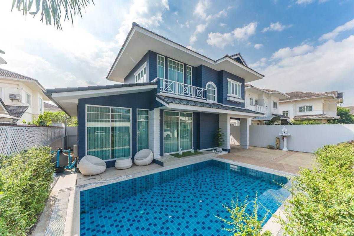 For SaleChiang Mai : 🔥 Pool Villa for Sale – 5BR Newly Renovated with Private Pool near Ruamchok & Central Festival, Only 6.9 MB
