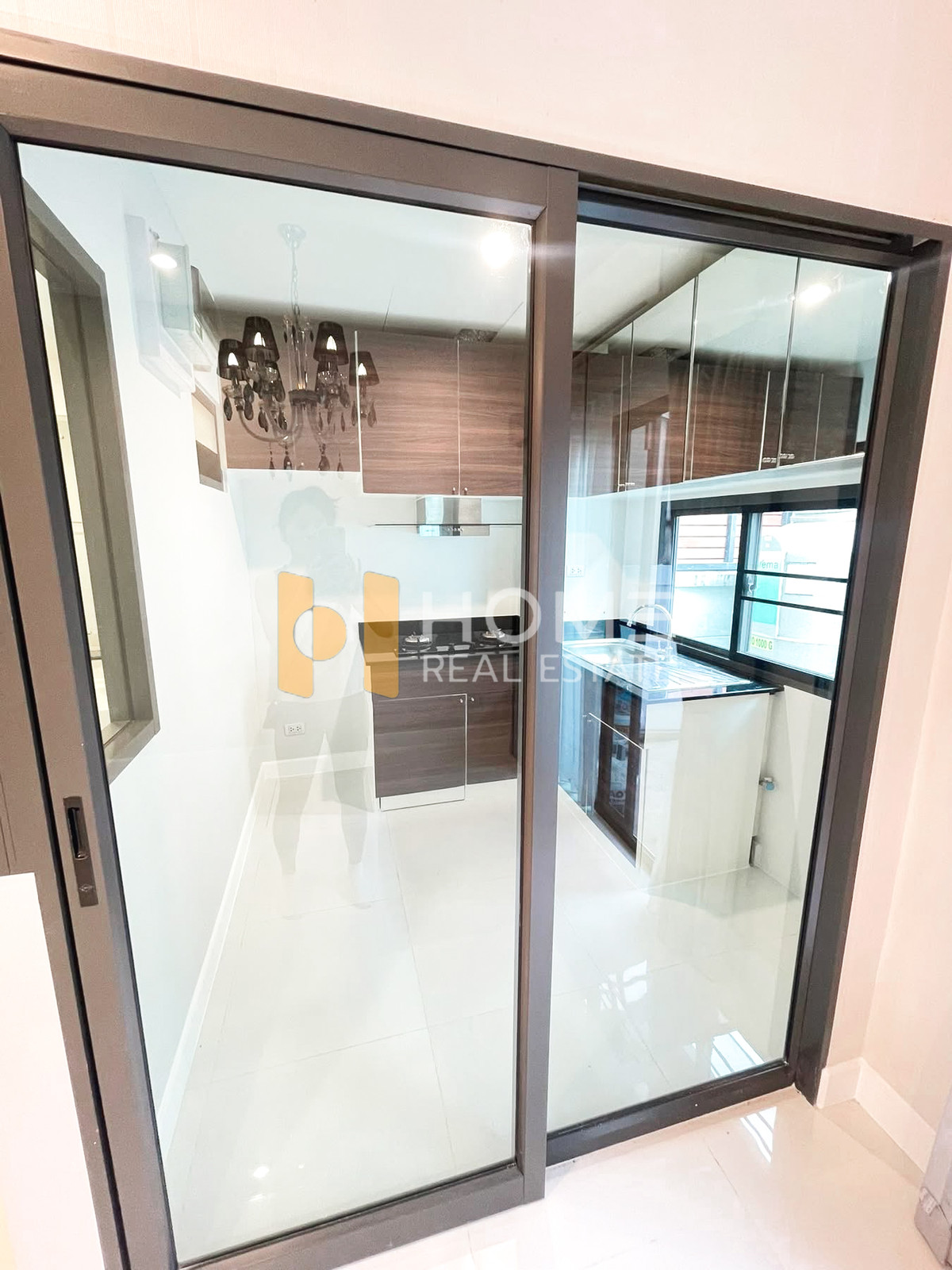 For SaleTownhomePattanakan, Srinakarin : The Metro Pattanakarn - Srinakarin / 3 Bedrooms (FOR SALE) FONT032