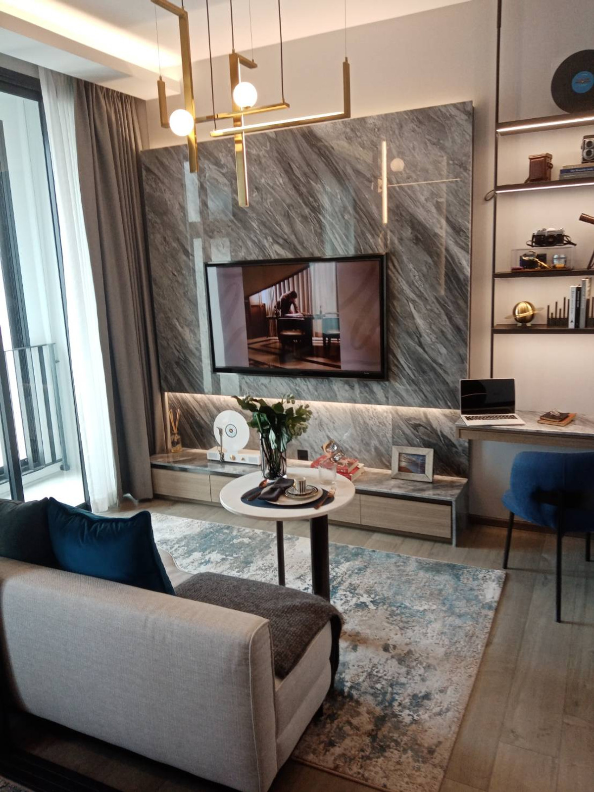 ขายคอนโดราชเทวี พญาไท : From Developer Address Siam Ratchataewee 35 sq.m. 中 日 Please add LINE ID @806qphgn o8415o5483