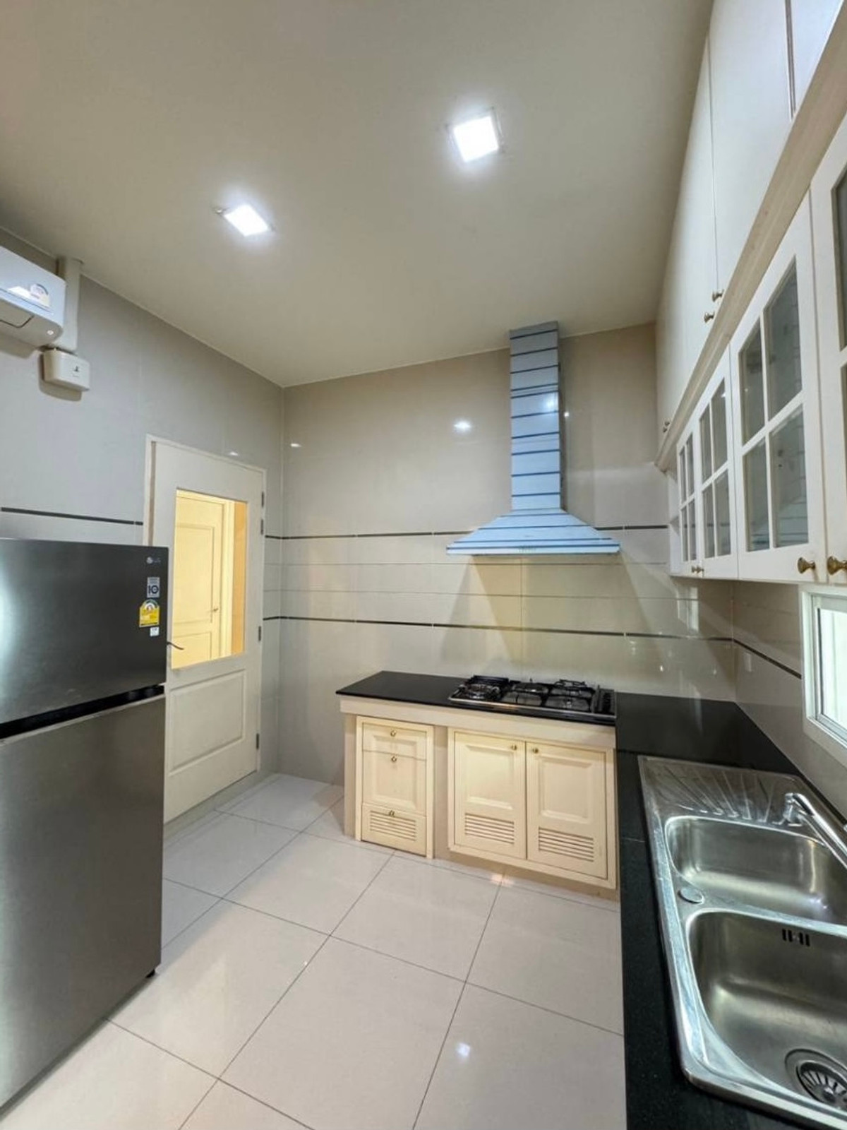 HouseBangna, Bearing, Lasalle : Narasiri Bangna / 4 bedrooms (for sale and rent), Narasiri Bangna / 4 Bedrooms (SALE & AVAILABLE YOK065