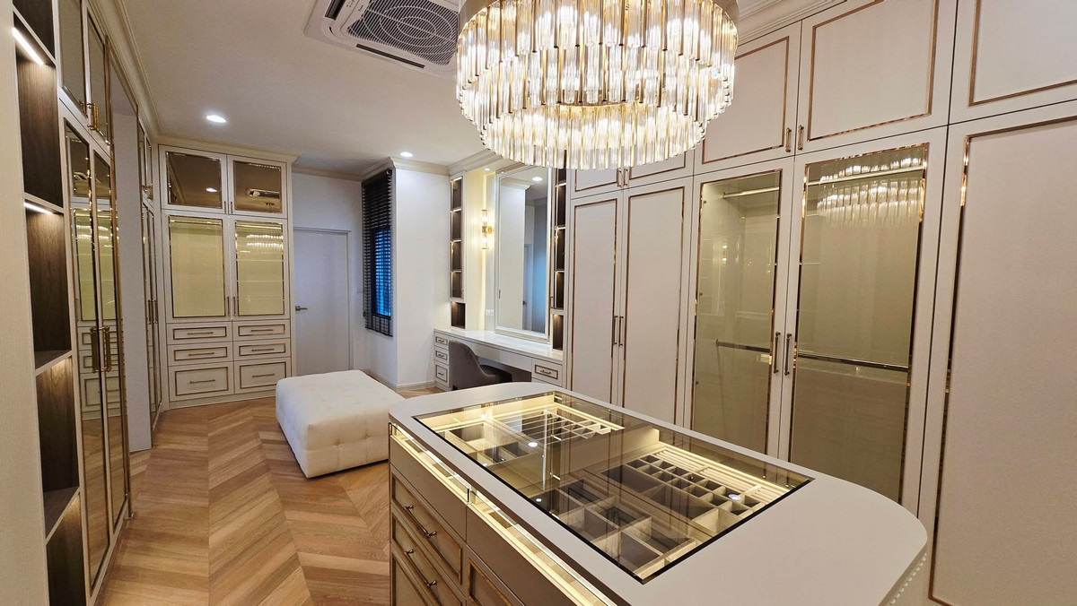 ให้เช่าบ้านบางนา แบริ่ง ลาซาล : [ปล่อยเช่า] ✨ บ้านหรู 3 ชั้น ใกล้Mega บางนา | บ้านกลางเมือง ดิอิดิชั่น บางนา | พร้อมลิฟท์และ Penthouse ส่วนตัว