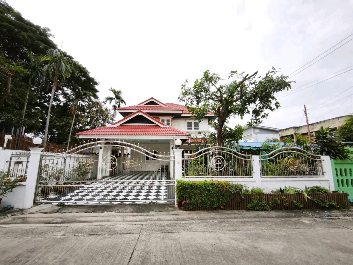 ขายบ้านนนทบุรี บางใหญ่ บางบัวทอง : 🏡✨ ขายด่วนบ้านเดี่ยว 2 ชั้น หลังใหญ่ ทำเลดี 🏡✨
