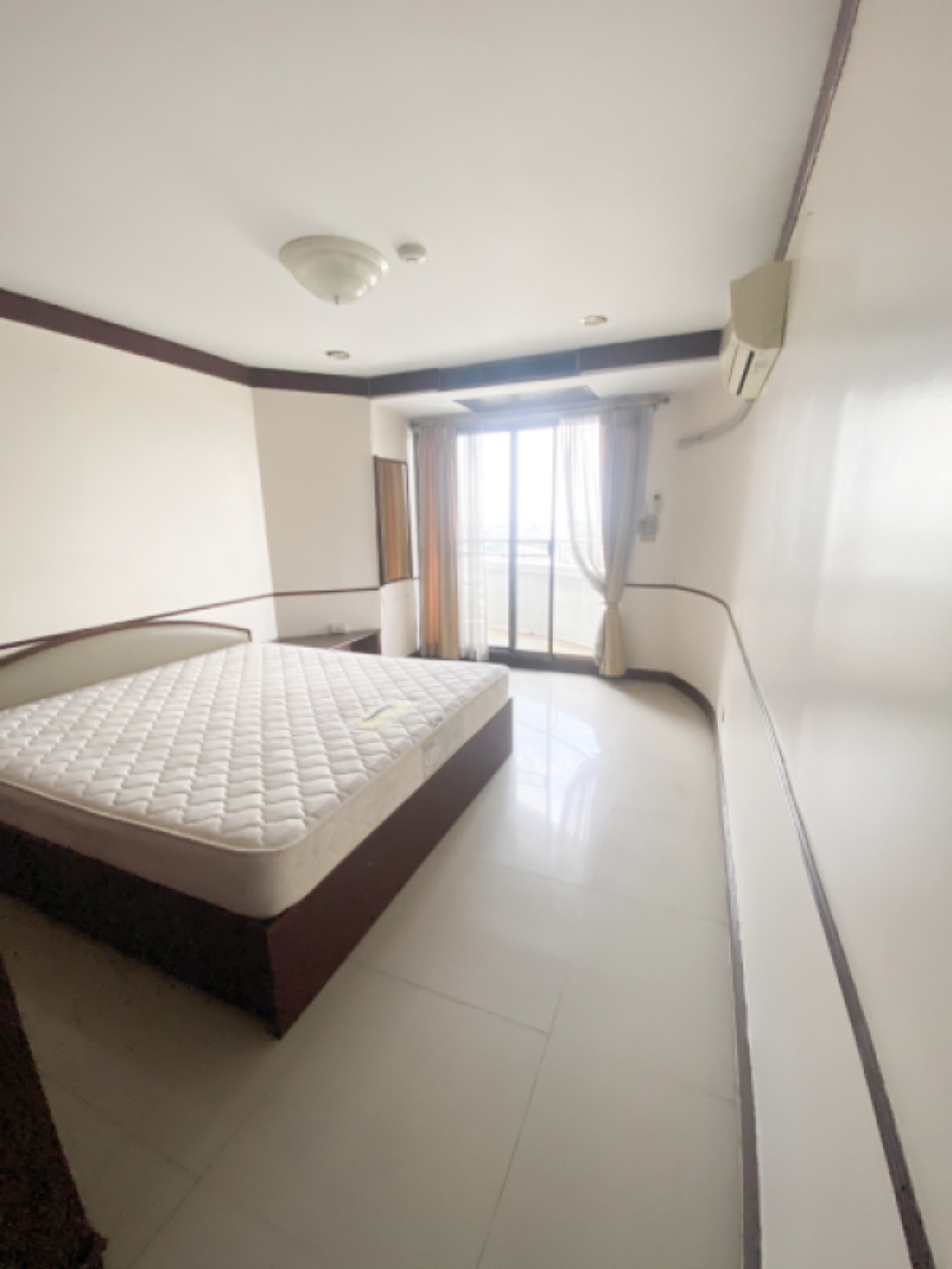 ขายคอนโดลาดกระบัง สุวรรณภูมิ : 💟 คอนโดมิเนียม โครงการฟลอร่าวิลล์ สวนหลวง  💟