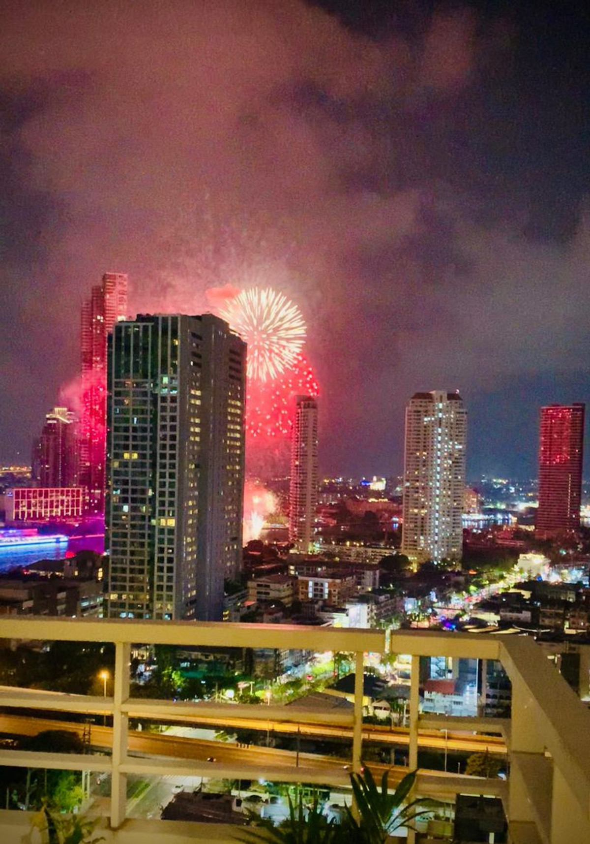 ขายคอนโดวงเวียนใหญ่ เจริญนคร : 🏠✨ เดอะ ไลท์เฮ้าส์ สาทร – เจริญนคร | ขายคอนโด 1 ห้องนอน (HBH-ST-191)