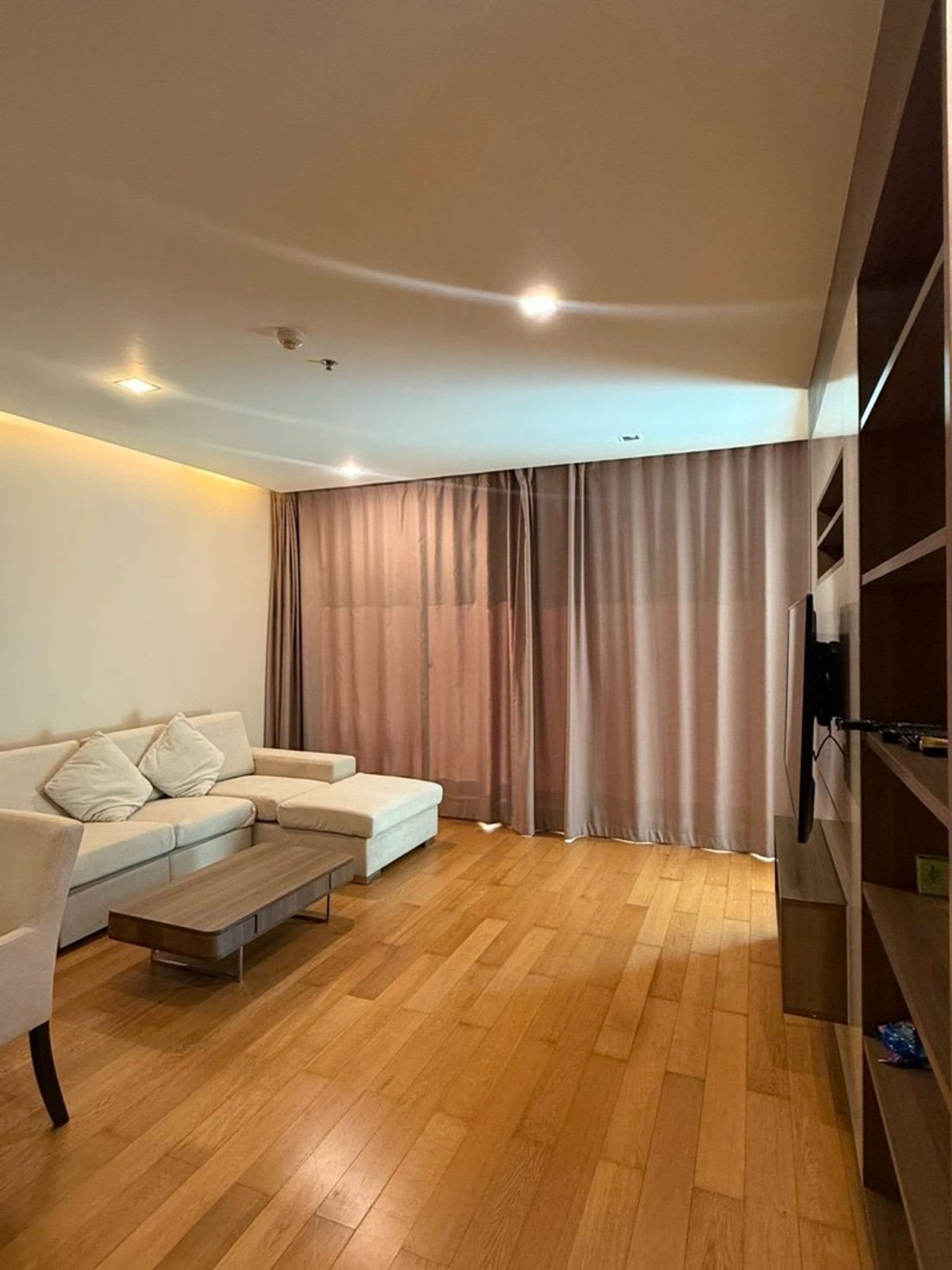 ขายคอนโดสาทร นราธิวาส : 🔥 ขาย The Address Sathorn 12, 2 ห้องนอน 75.66 ตร.ม., ใกล้ BTS เซนต์หลุยส์