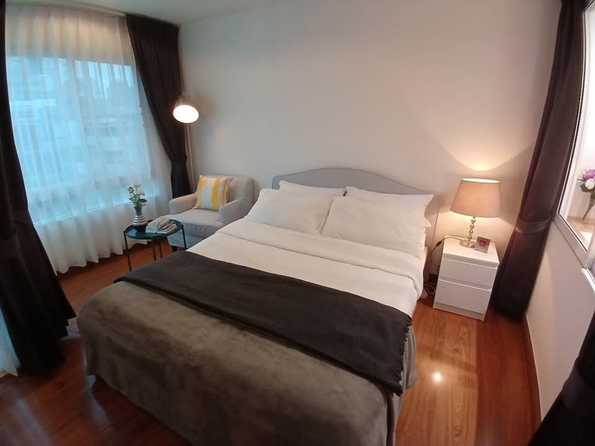 ขายคอนโดสีลม ศาลาแดง บางรัก : 🏠✨ สุรวงศ์ ซิตี้ รีสอร์ท | ขายคอนโด 1 ห้องนอน (HBH-SI-83)