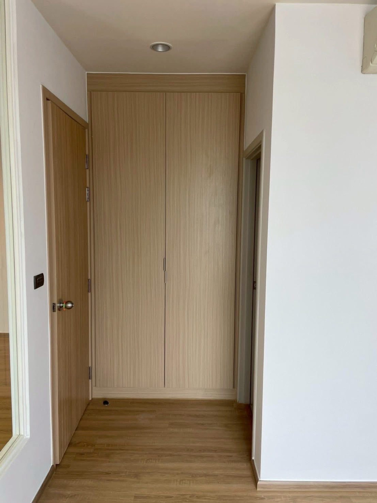 ขายคอนโดวงเวียนใหญ่ เจริญนคร : 🏠✨ ฟิวส์ สาทร-ตากสิน | ขายคอนโด 1 ห้องนอน (HBH-SI-64)