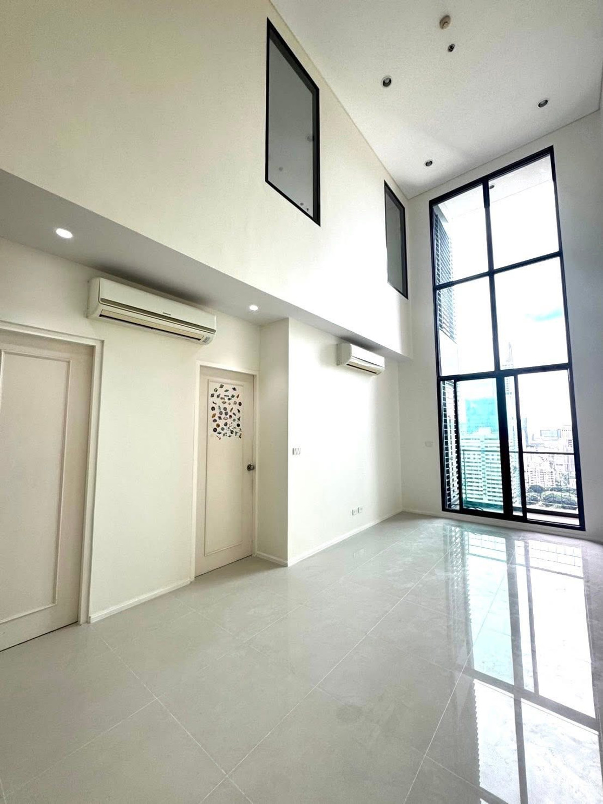For SaleCondoRama9, Petchburi, RCA : 🏠✨ Villa Asoke | 2-Bedroom Duplex Condo for Sale (HBH-SI-94)