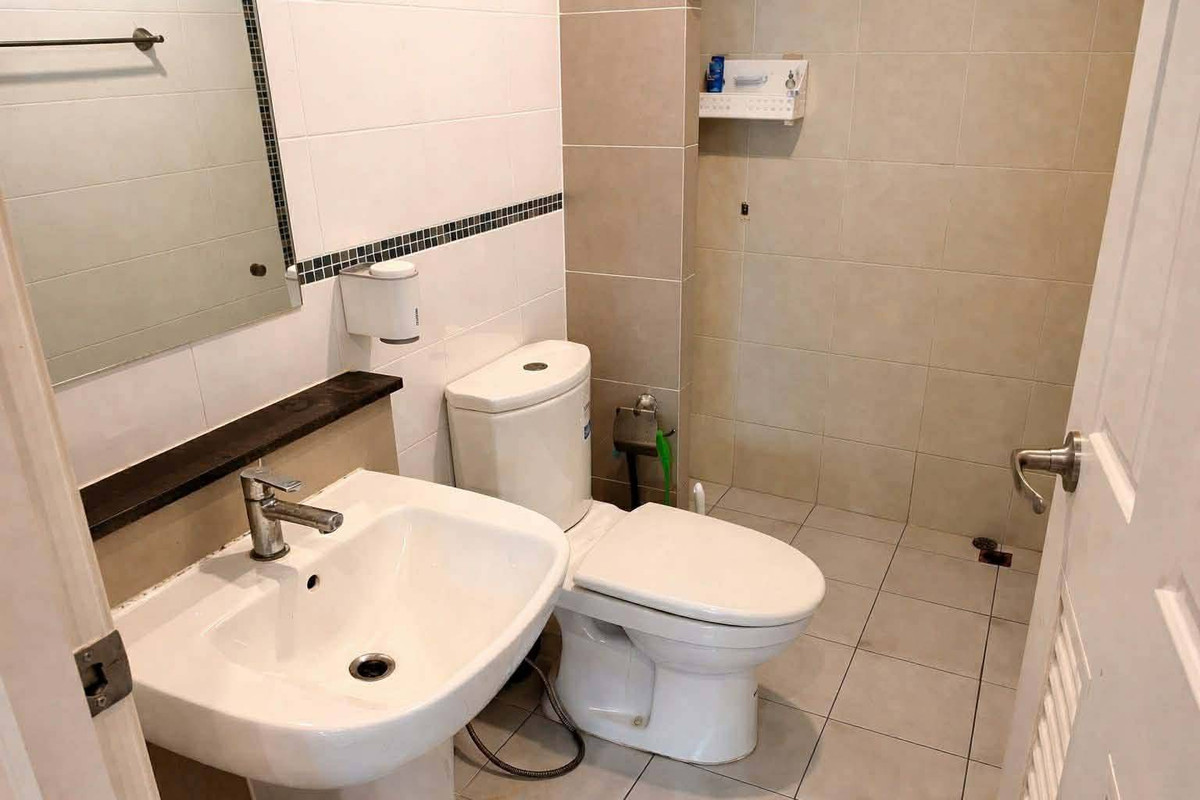 For RentSamut Prakan,Samrong : For rent, 2-story semi-detached house, The Plant Village, Thepharak, good condition, with furniture, price 25,000 baht.