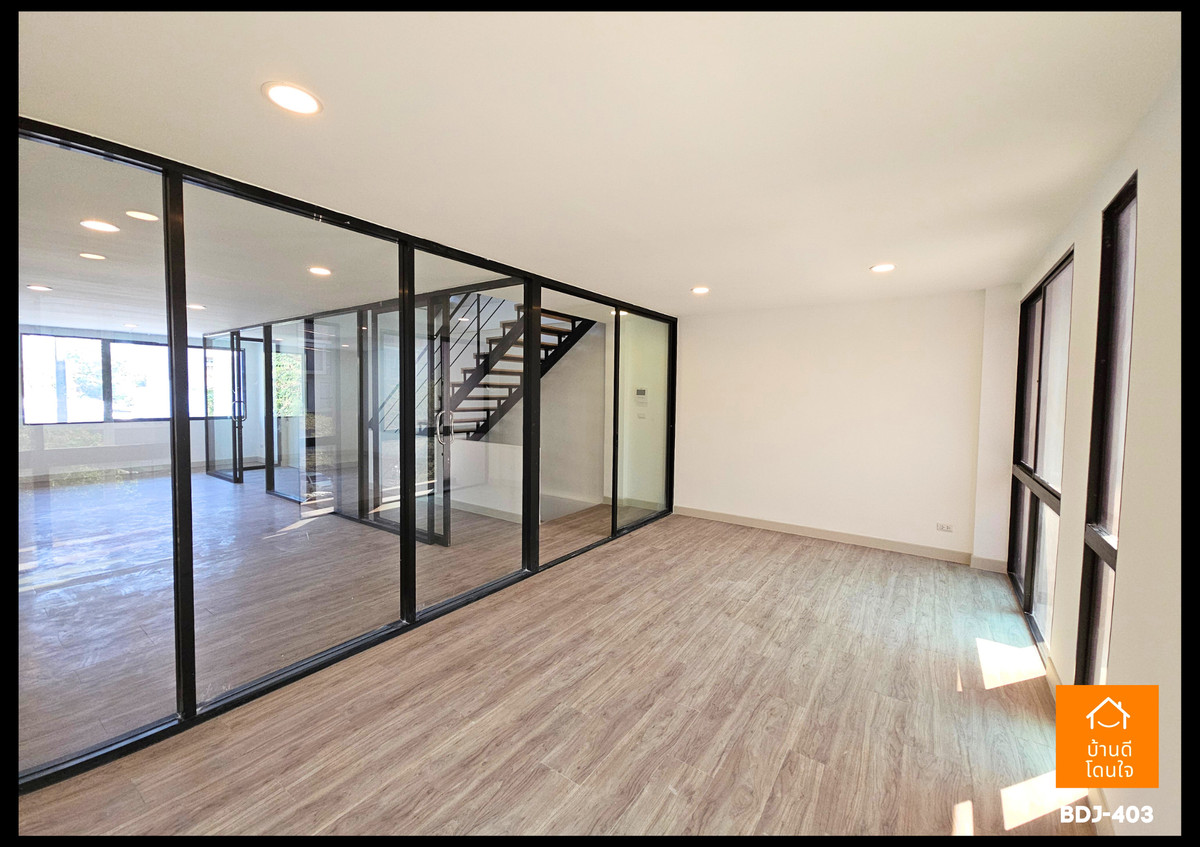 For SaleTownhomeKaset Nawamin,Ladplakao : For sale Nirvana@Work Lat Phrao-Kaset Nawamin 4.5 floors (26.3 sq m)