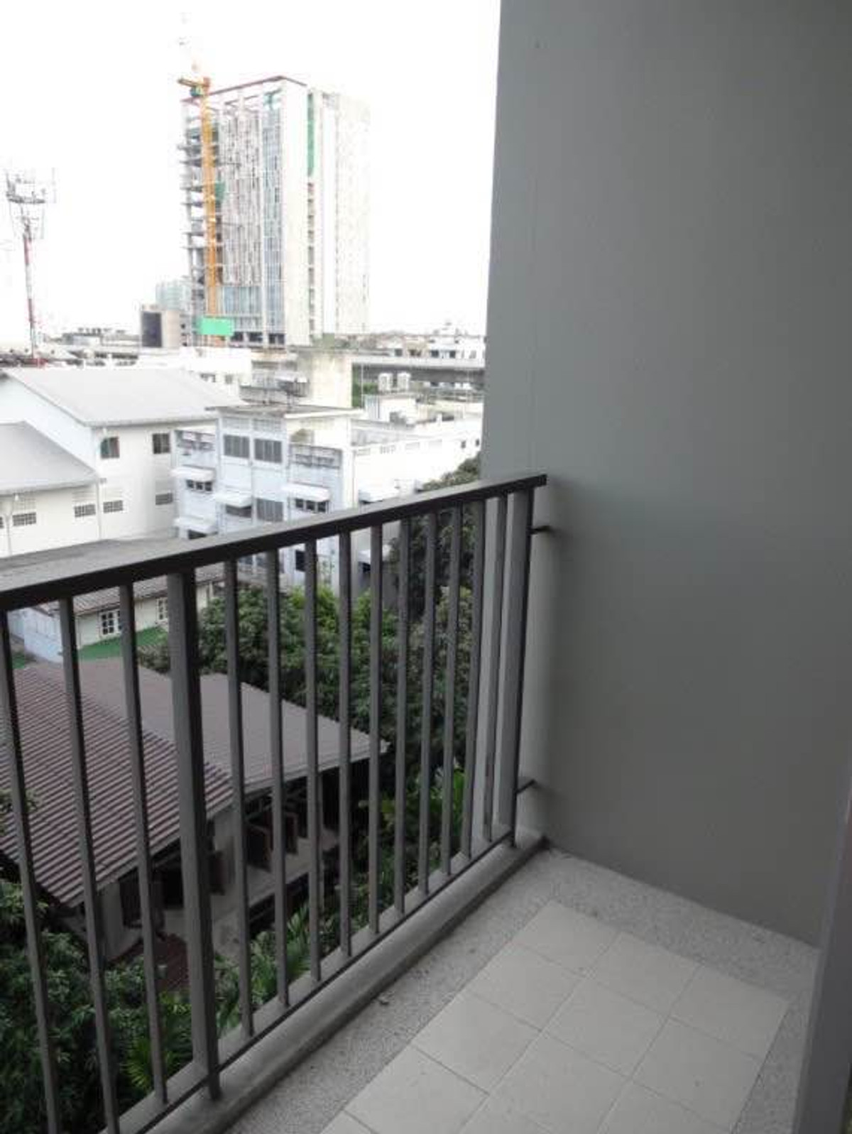 ขายคอนโดวงเวียนใหญ่ เจริญนคร : 🏠✨ ไฮฟ์ ตากสิน | ขายคอนโด 1 ห้องนอน (HBH-SI-92)