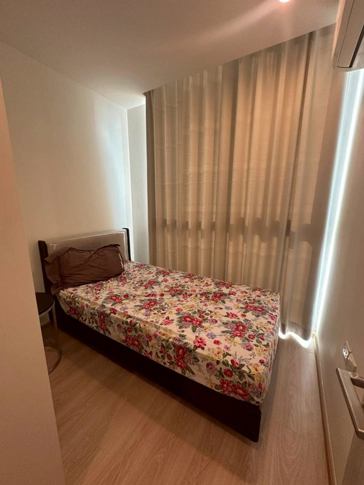 ให้เช่าคอนโดรัชดา ห้วยขวาง : ให้เช่า!! คอนโดใกล้MRT ศูนย์วัฒนธรรม | ✨Noble Revolve Ratchada 2 | ชั้นสูง 2 ห้องนอน เครื่องใช้ไฟฟ้าครบ