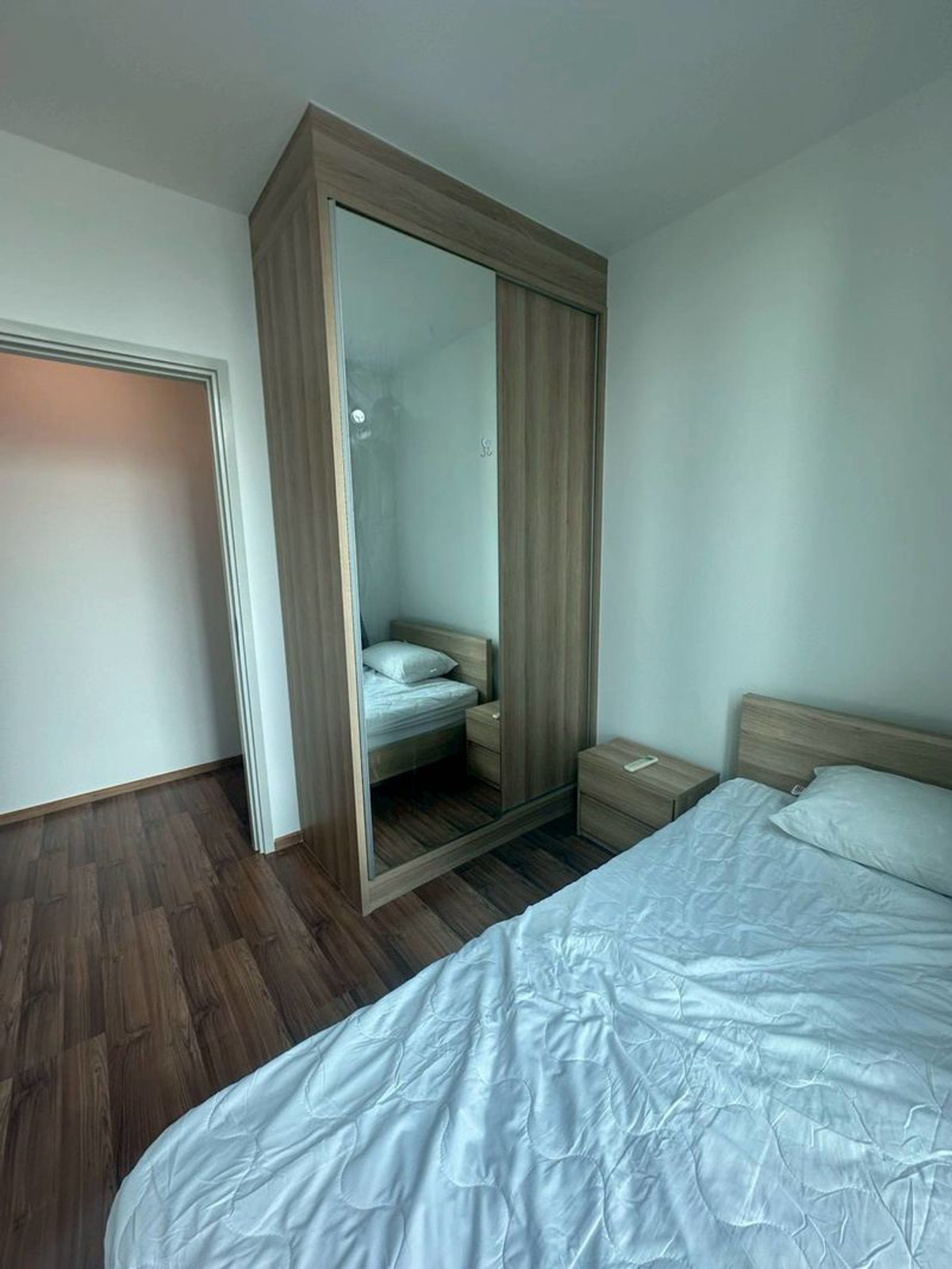 ให้เช่าคอนโดรัชดา ห้วยขวาง : ให้เช่า คอนโดใกล้MRT ศูนย์วัฒนธรรม : Noble Revolve Ratchada 2 :✨2 ห้องนอน เครื่องใช้ไฟฟ้าครบ พร้อมอยู่  