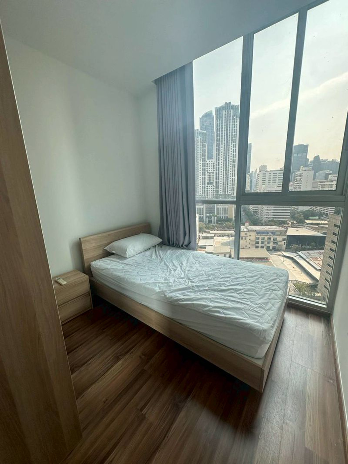 ให้เช่าคอนโดรัชดา ห้วยขวาง : ให้เช่า คอนโดใกล้MRT ศูนย์วัฒนธรรม : Noble Revolve Ratchada 2 :✨2 ห้องนอน เครื่องใช้ไฟฟ้าครบ พร้อมอยู่  