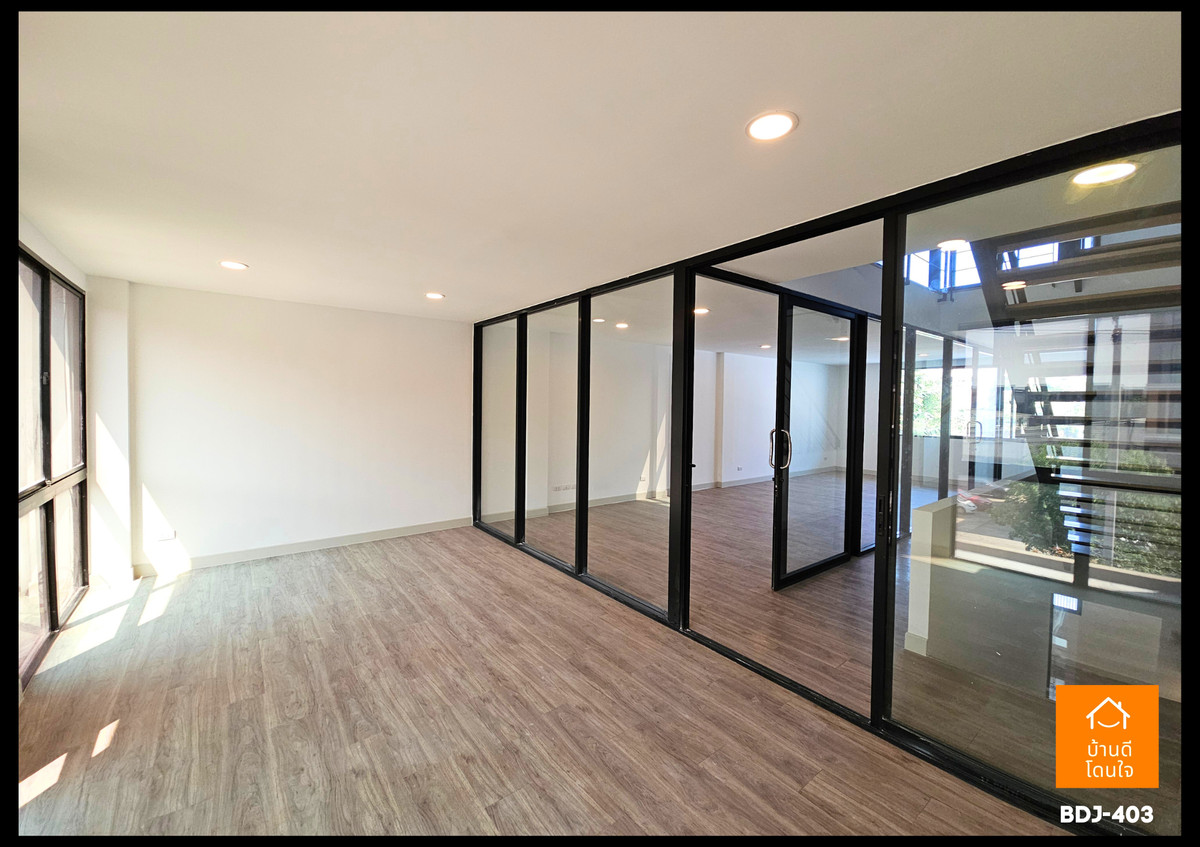 For SaleTownhomeKaset Nawamin,Ladplakao : For sale Nirvana@Work Lat Phrao-Kaset Nawamin 4.5 floors (26.3 sq m)