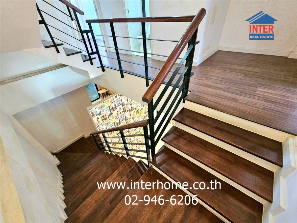 ขายอาคารพาณิชย์นวมินทร์ รามอินทรา : อาคารพาณิชย์ 4 ชั้น 26.6 ตร.ว. หมู่บ้านเดอะรักษ์ รามอินทรา 65 ใกล้ตลาดถนมมิตร ซอยรามอินทรา65 ถนนรามอินทรา ถนนซอยรามอินทรา65 เขตบางเขน กรุงเทพมหานคร