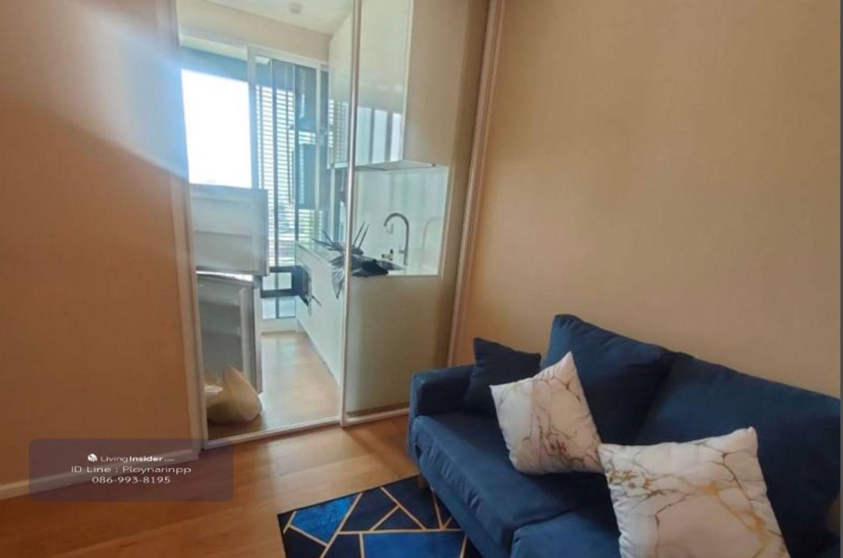 For RentCondoLadprao, Central Ladprao : The Saint Residences Lat Phrao Intersection 200 meters MRT-Phahon Yothin & BTS Central Ladprao