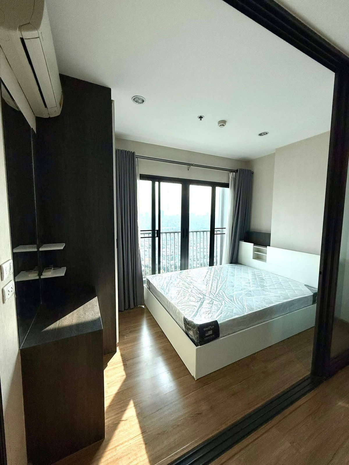 For RentCondoPinklao, Charansanitwong : For rent: The Tree Rio Bang O Station, 22nd floor.