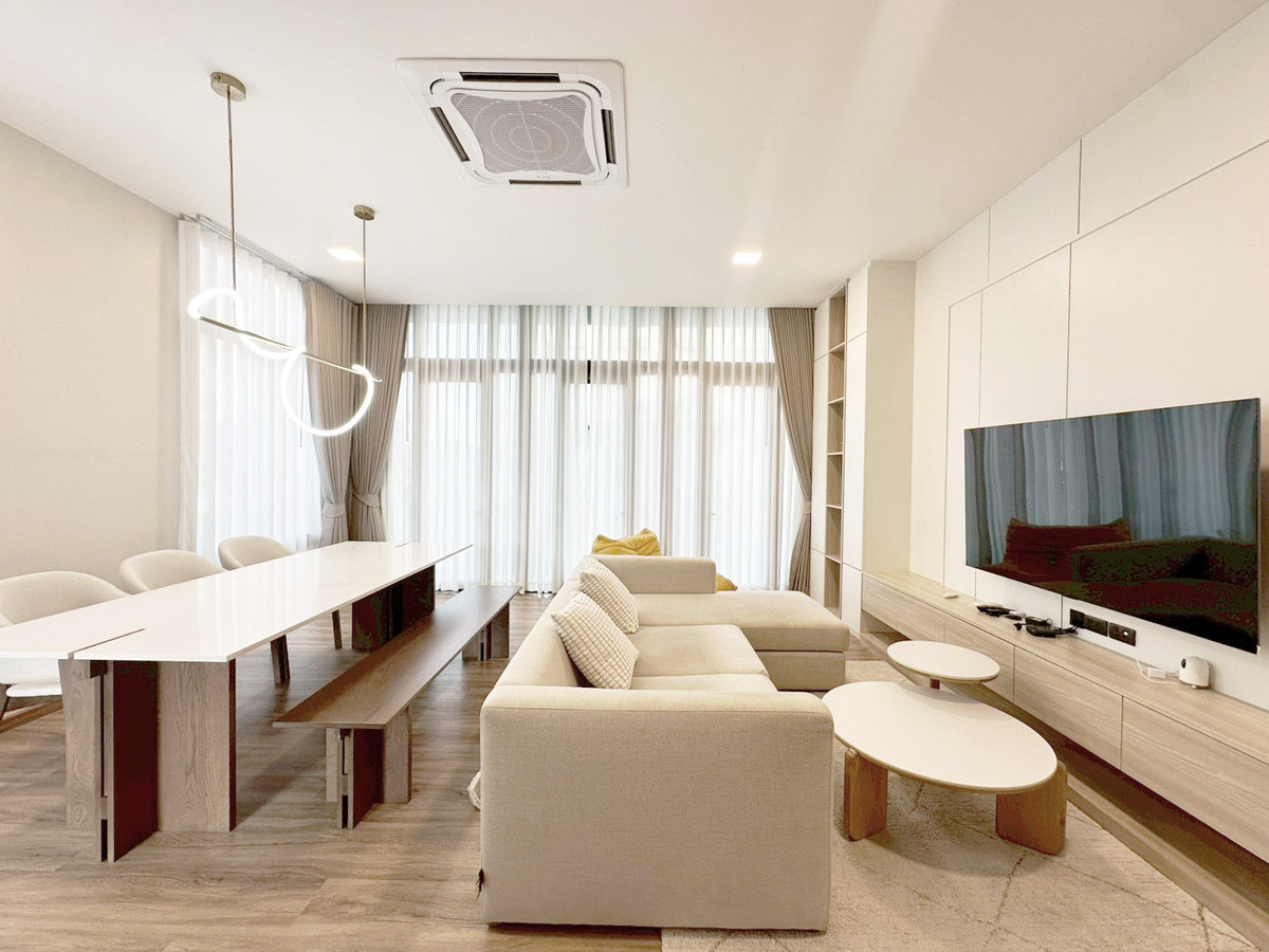 For RentTownhomeKasetsart, Ratchayothin : [For Rent] Luxury Townhome, Corner unit, ready to move in📍Patio Ratchayothin | Near BTS Ratchayothin & Central Ladprao