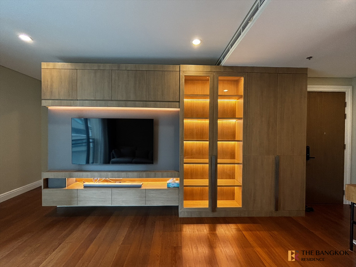 ให้เช่าคอนโดสุขุมวิท อโศก ทองหล่อ : 𝗙𝗢𝗥 𝗥𝗘𝗡𝗧 | Bright 24 (Sukhumvit 24)| 2BED Size 91.5Sq.m +(66)643265966  (L)