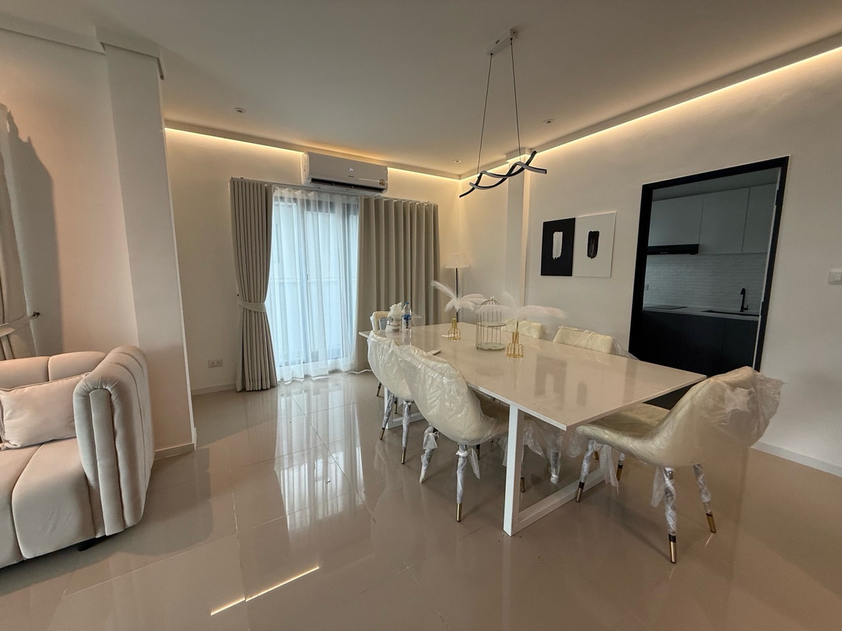 ให้เช่าบ้านพระราม 5 ราชพฤกษ์ บางกรวย : 💥ให้เช่า 42,000 บาท บ้านเดี่ยว หมู่บ้าน เซนโทร แจ้งวัฒนะ-ชัยพฤกษ์2 ใกล้ SISB Inter School 3-5 นาที 