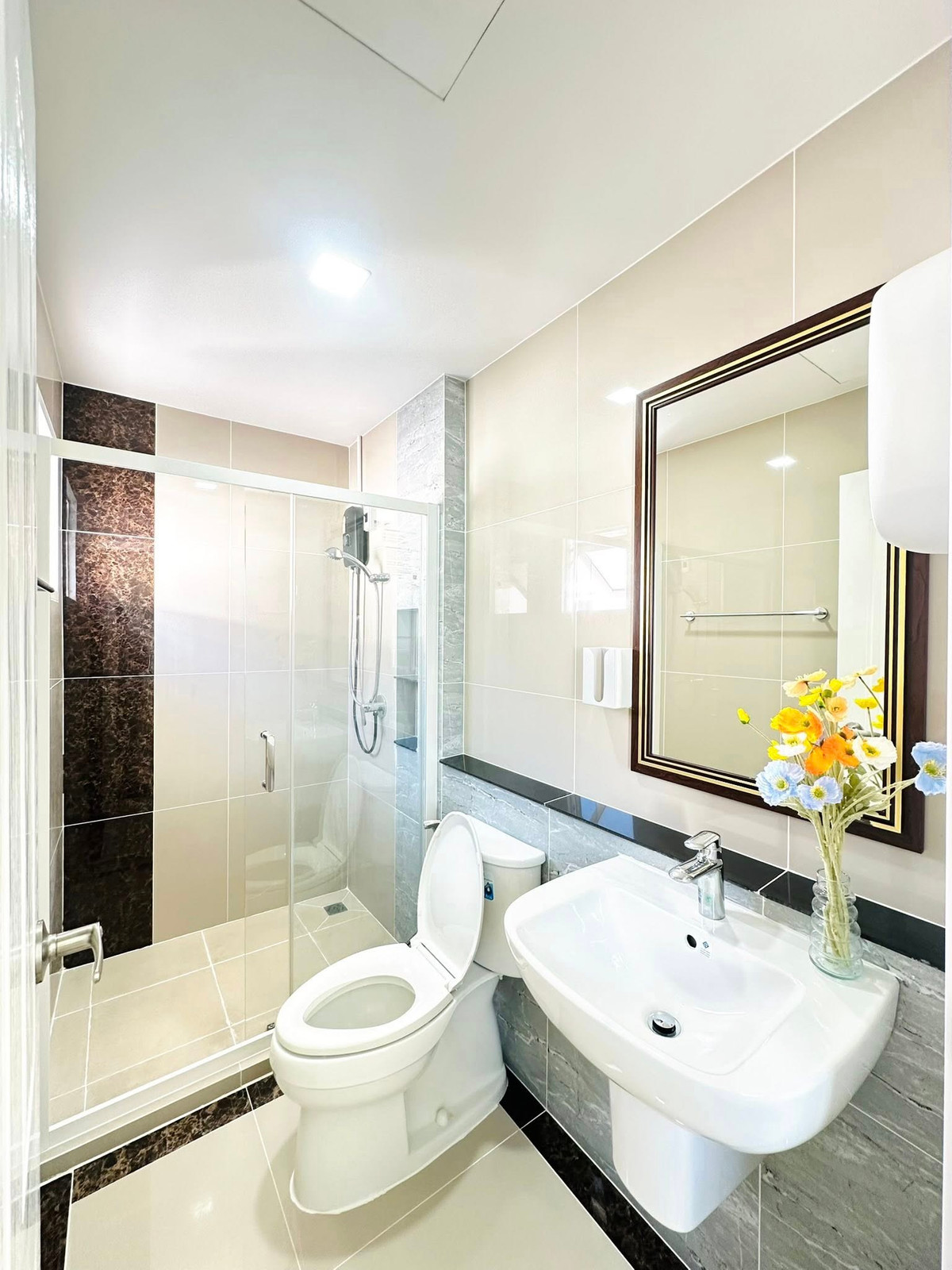 For RentHouseSamut Prakan,Samrong : [For rent] 2-story twin house near Suvarnabhumi Airport |✨Golden Neo Sukhumvit-Lasalle | Near the expressway and Central Bangna.