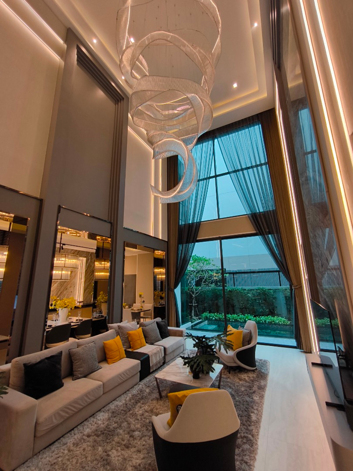 ขายบ้านนวมินทร์ รามอินทรา : 🏡 บ้านเดี่ยว The Gentry เกษตร-นวมินทร์ | หลังใหญ่สุด 5 นอน ราคา 38.9 ล้านบาท 📞: 065-626-5636 (คุณกี้)