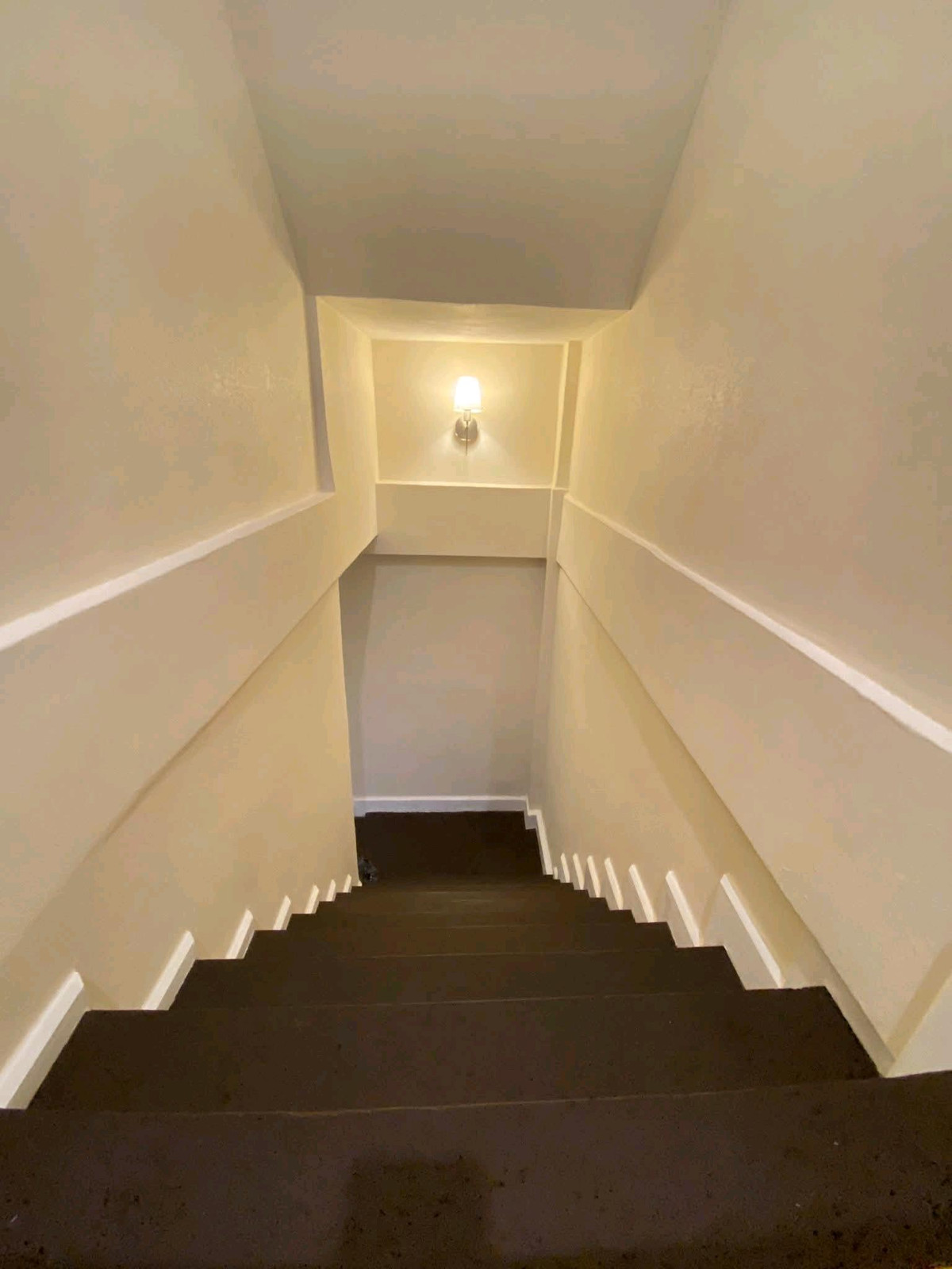 ให้เช่าทาวน์โฮมสยาม จุฬา สามย่าน : 🔥🔥🔥ทาวน์โฮม 5 ชั้น รีโนเวทใหม่ | ซอยเกษมสันต์ 1 ปทุมวัน💚💚💚